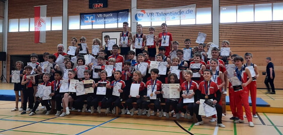 Alle Turner der VR-Talentiade (Foto: TVI)