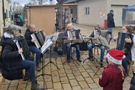 Ensemble mit weihnachtlicher Musik