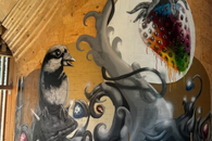 Bunte Kunst im Rathaus und Jugendtreff